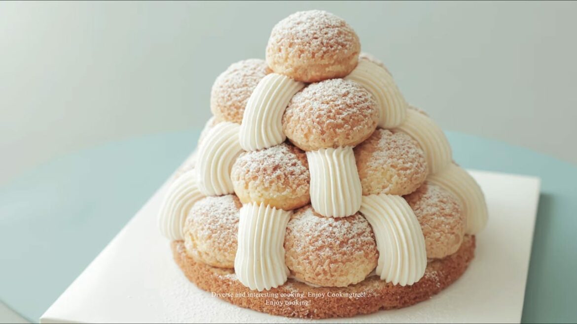 Gâteau aux biscuits et aux choux