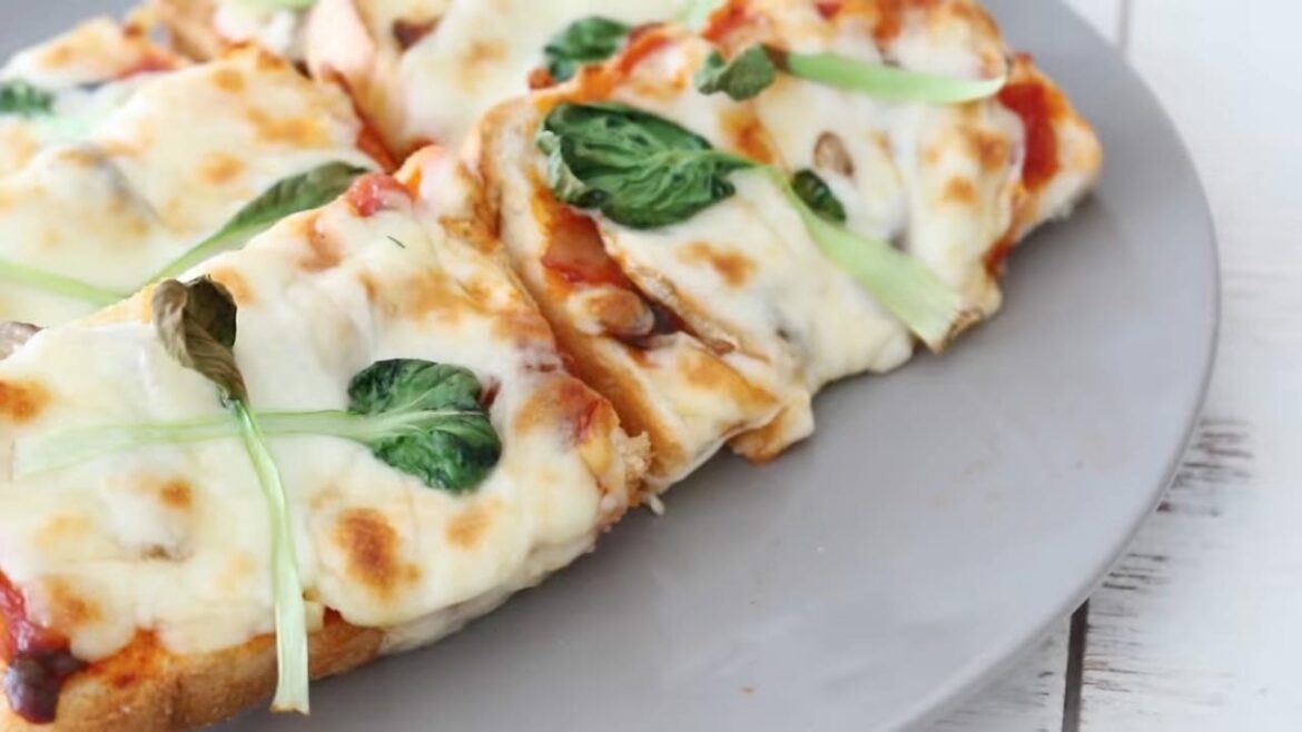 Pizza toast Pain
