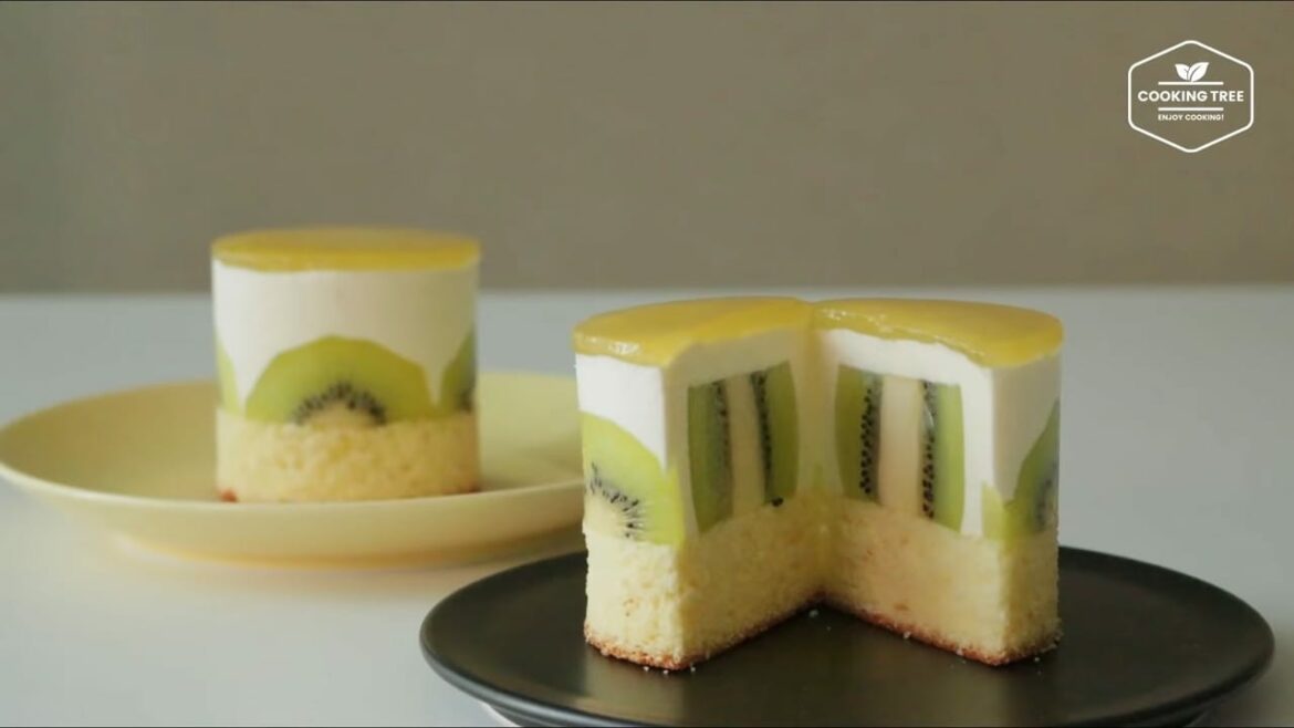 Gâteau mousse à la crème de yaourt au kiwi