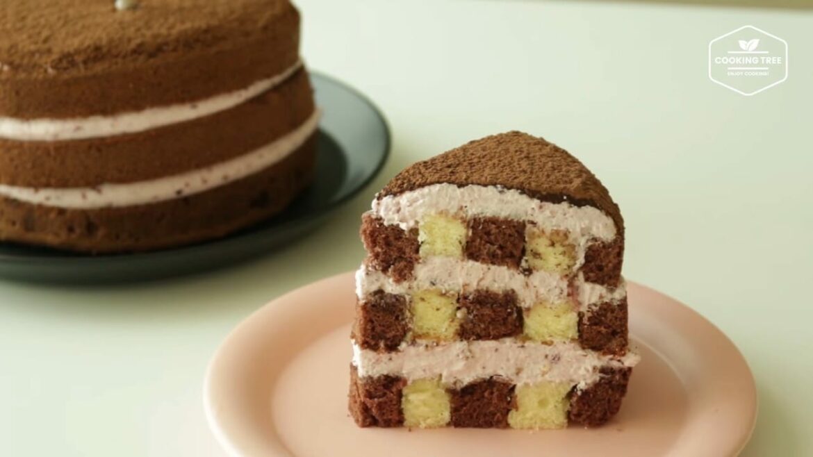 Gâteau au chocolat à la crème de fraise (Gâteau d'anniversaire)