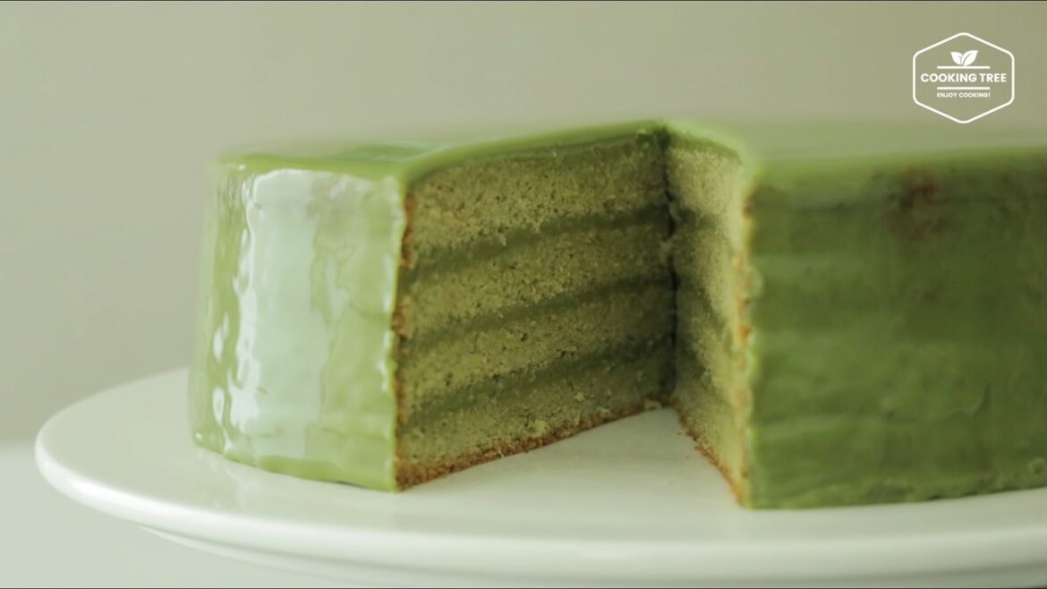 Gâteau au thé vert (Matcha Glaze Cake)