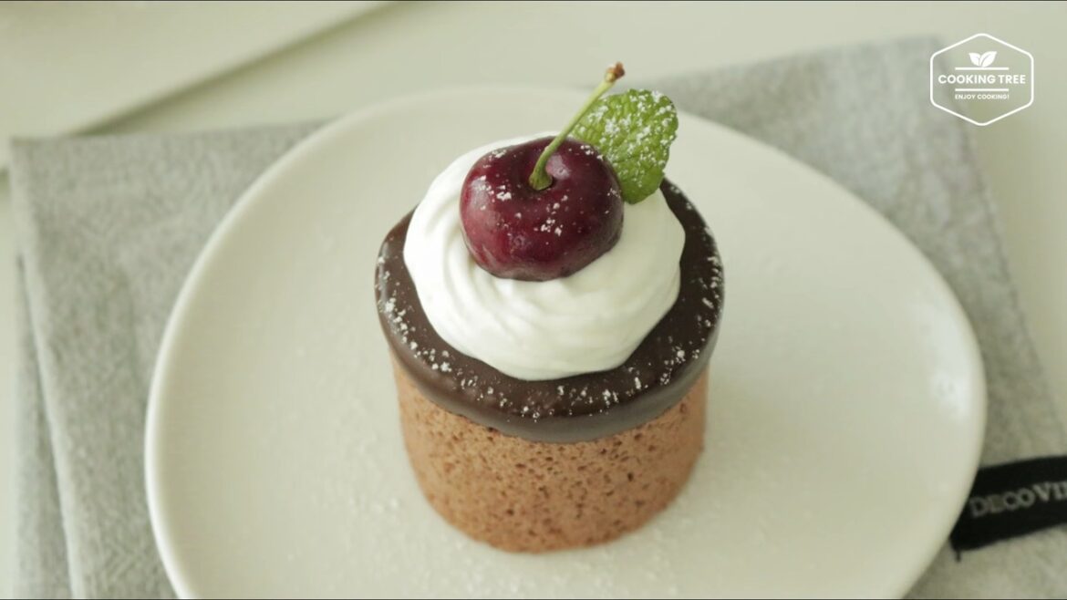Gâteau roulé au chocolat et aux cerises