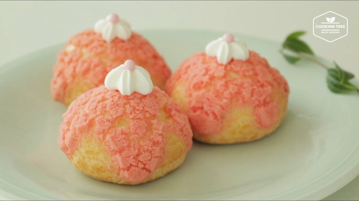 Choux aux biscuits aux fleurs de cerisier (Chou à la crème)
