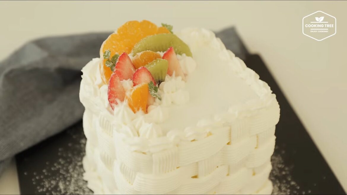 Gâteau aux fruits et au pain blanc